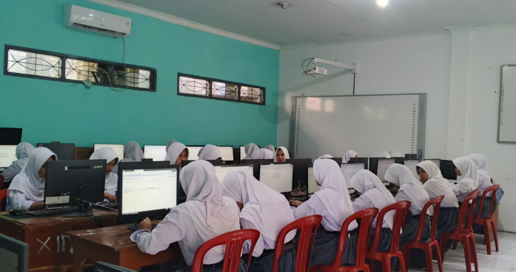 lab tik sman 4 sukabumi